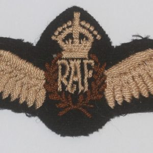 WWII RAF ROYAL AIR FORCE FLIGHT SERGEANT PILOT WING FLAT AS ORIGINAL NICE COPY 
