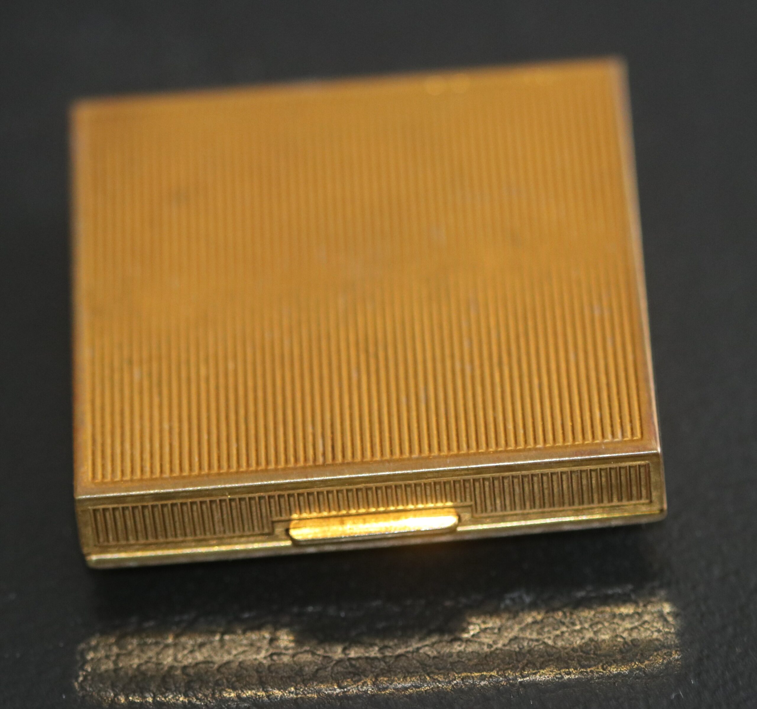 US ARMY GOLDTONE COMPACT - Butlers Military & Vintage