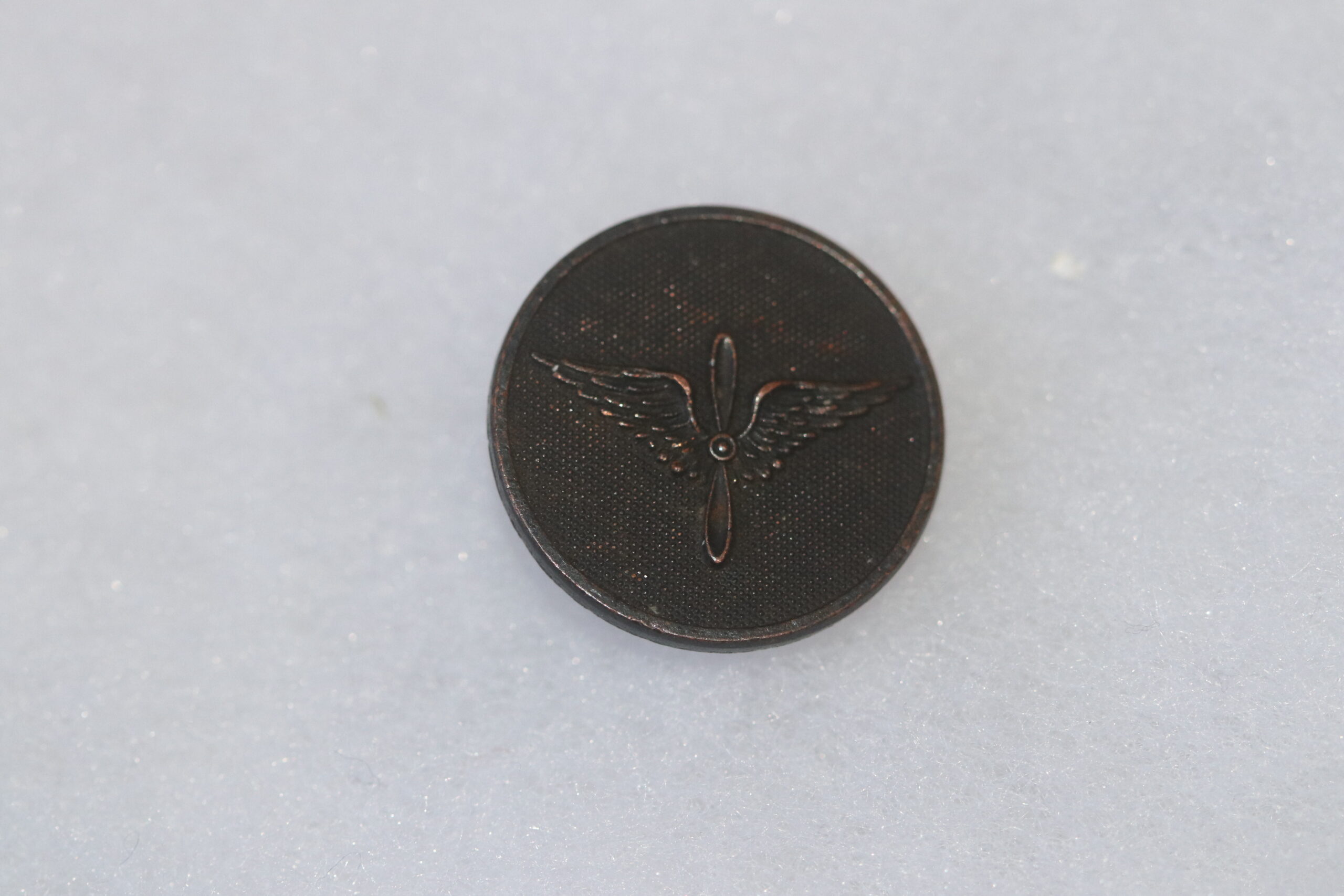 thumbnail image 2 of 1st Aviation Brigade (1) US Army Military Hat Pin 14669 HO 2 of 5